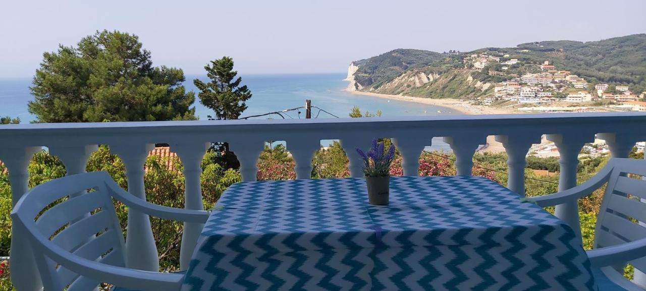 Gikas Apartments Agios Stefanos Avliotes  Extérieur photo