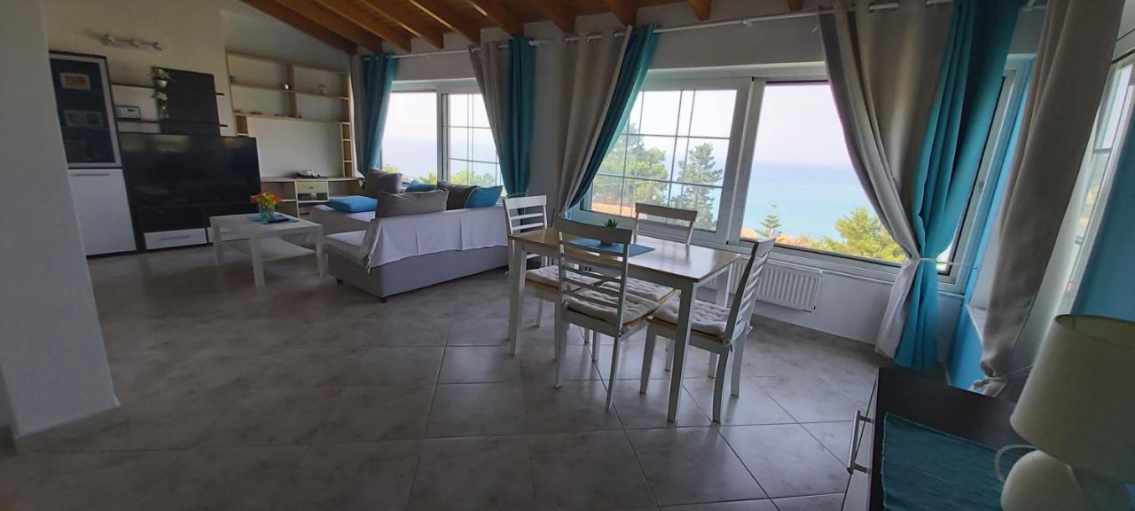 Gikas Apartments Agios Stefanos Avliotes  Extérieur photo