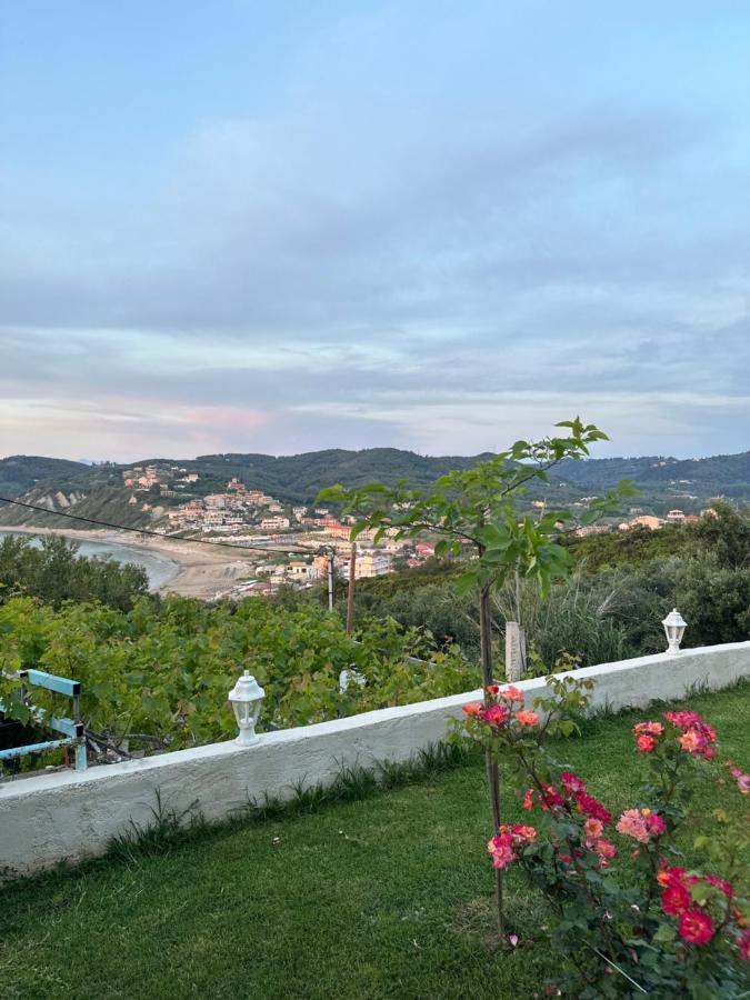 Gikas Apartments Agios Stefanos Avliotes  Extérieur photo