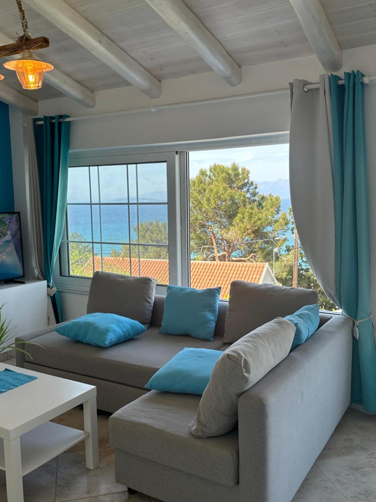 Gikas Apartments Agios Stefanos Avliotes  Extérieur photo