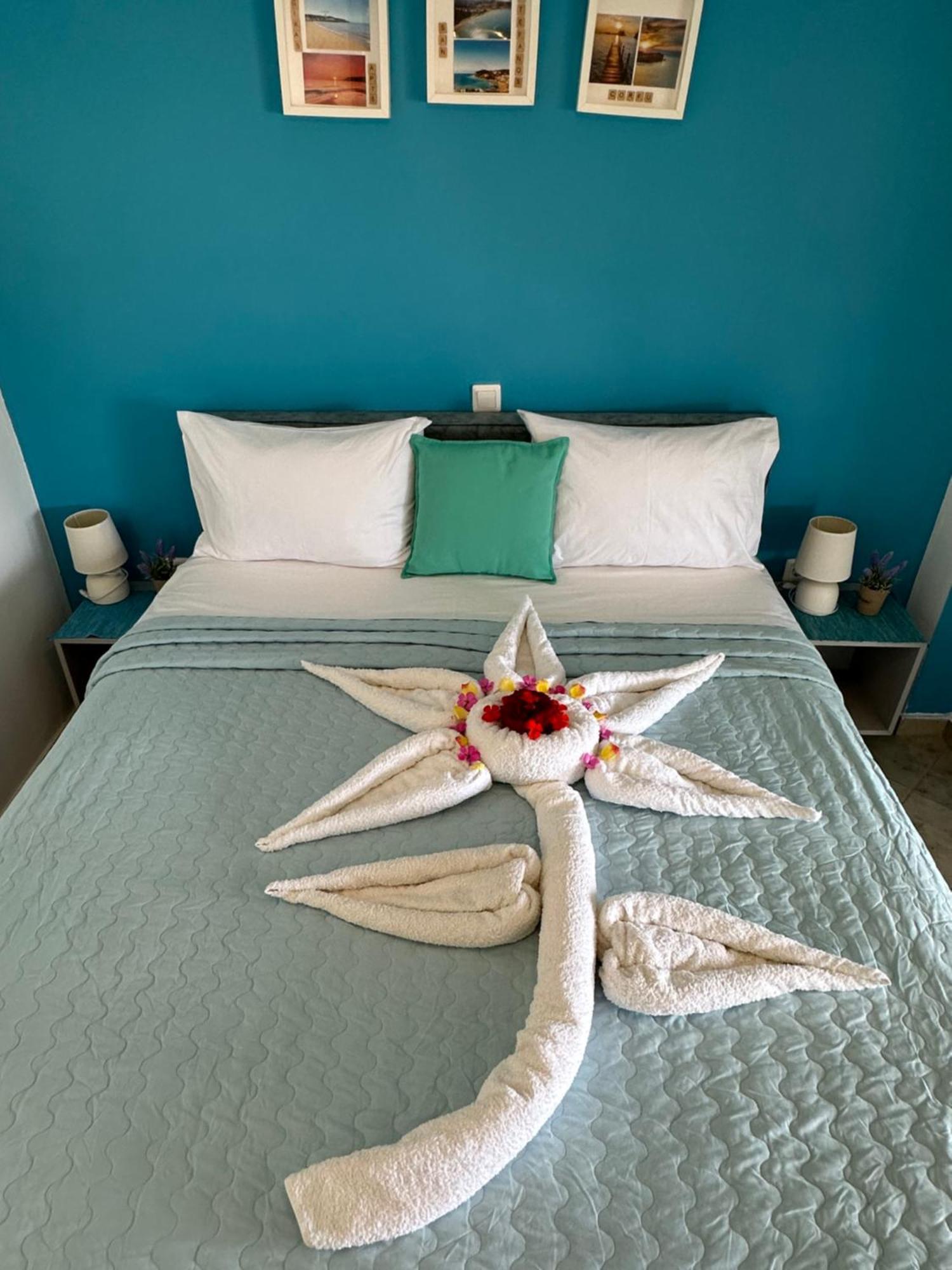 Gikas Apartments Agios Stefanos Avliotes  Extérieur photo