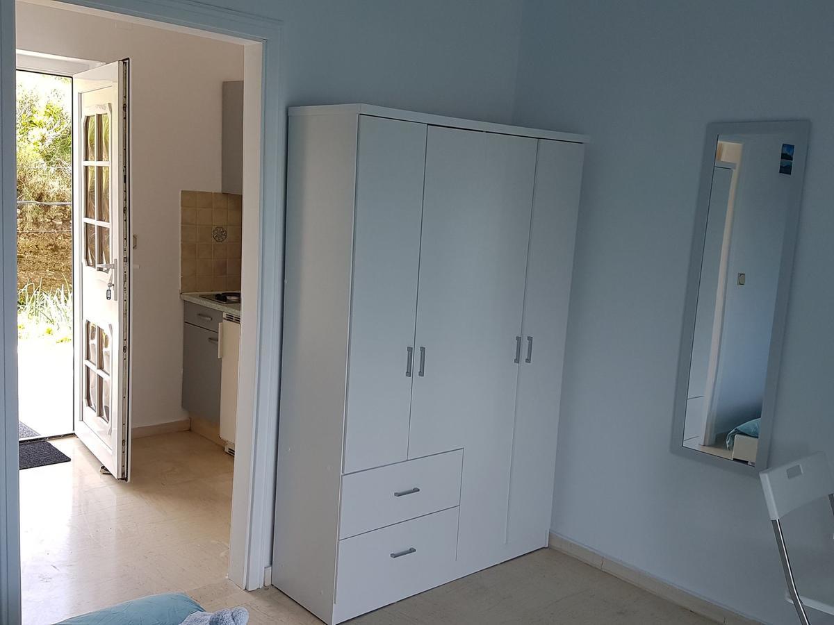 Gikas Apartments Agios Stefanos Avliotes  Extérieur photo